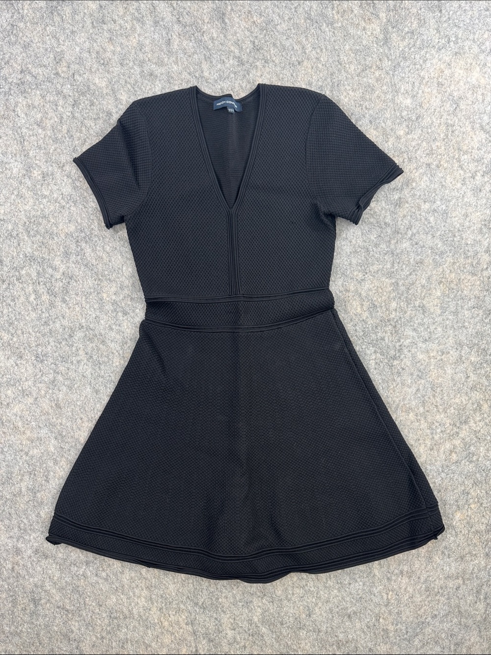 French Connection Dress Black Fit & Flare Textured V-Neck Short Sleeve Sz 8